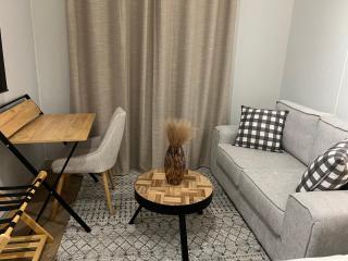 Executive Studio at One Rosebank - 4