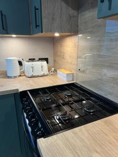 Modern Caravan 2025 with Decking - 7