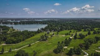 Whimsical Historic Getaway Near Golf Skiing and Wisconsin Southern Lakes - 8