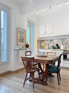 CASA BLUE sur une jolie place proche du vieux port by LaConciergerie13 - 6