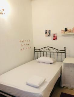 Authentic Sri Lankan Homestay for Global Travelers - 9