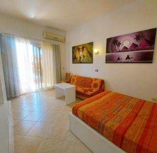 La Sirena Resort - 1