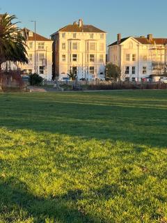 Southsea, Portsmouth - Two Bedroom Apartment - Newly Refurbished Throughout - Treetop Sea Views - 7