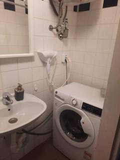 Modern & Cozy 2BR Stay Excellent Connectivity - 4