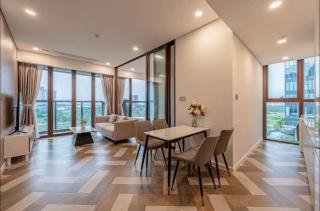 Bason Hideaway METROPOLE Apartment with free SIM for 3 Nights and Free AirPort Pickup For 5 nights - 4