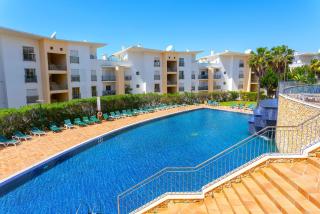 BnB Homes Eco Apartment with Terrace, 2 Swimming pools & Tennis court - 0