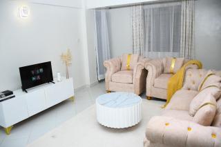 A room with a private bathroom - 7