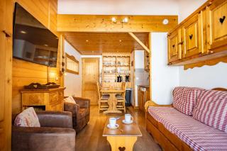 Pralin #1110 - 4 guests - Ski in - Ski out - 9