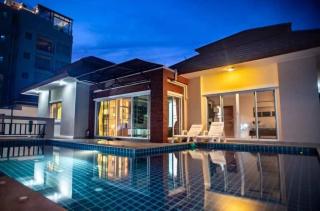 ZJ Garden Pool Villa - 9