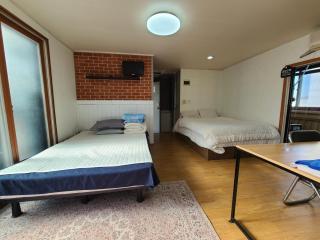 A total of 4 people on one floor of a building close to Incheon Airport that can be used for a short period of time - 9