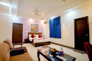 Hotel Admire Expressway - 1