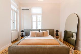 Historic Villa with Hot Tub Beneath the Acropolis - 7