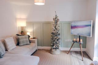 Newly renovated 2-bed house in Lechlade with parking - 9