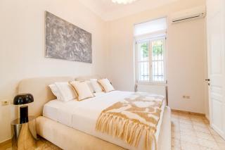 Historic Villa with Hot Tub Beneath the Acropolis - 6