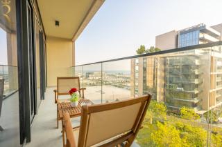 Stylish 1BR with Private Balcony Saadiyat Stay - 7