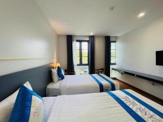 Khách sạn Oceanis Hotel - 1