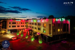 Grape Town Hotel - Park79 - 0