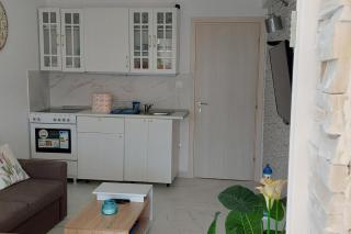 Apartment - Sleeps 2 - Parking - Balcony - 7