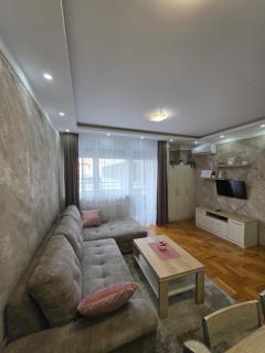 Apartman NS Centar City PRIVATE PARKING - 8