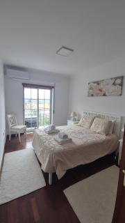 Lousã's Brown & White - 7