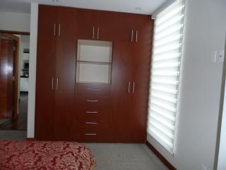 2D con patio y parrillero privado en Calacoto - 2