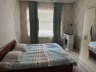 Spacious 2BR Apartment , Steps to Beach , Central & Quiet , Fast WiFi - 0