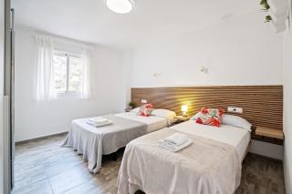 Piso de 3 habitaciones en Malaga - 0