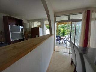 Grande chambre réf n1, vue mer, ventilée 2mns de la plage, du bourg de TRINITE - 7