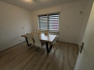 Moderne Zimmer nähe A3 - 5