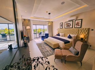 Pyramids Apartments - 9