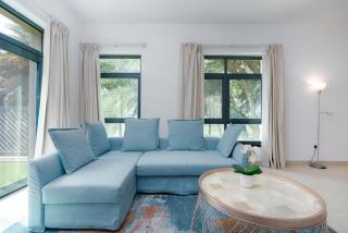 Lux BnB Travo Tower I Private Garden I Lake View - 8