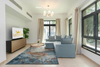 Lux BnB Travo Tower I Private Garden I Lake View - 0