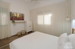 הילת השחר - 6