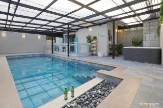 הילת השחר - 0