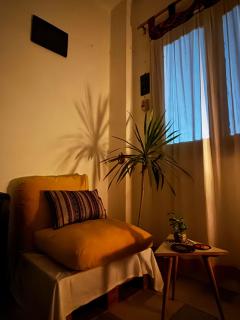 Guest house 2 rooms available Females only - 5