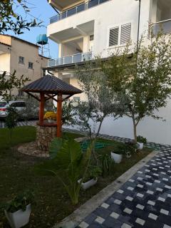 Guest House White Villa - 5