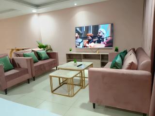 Gold Crest Premium Hotel Serviced Apartments DHA Phase 4 Lahore - 1