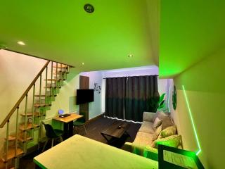 Boutique Spa apartment with Balcony & River Views - 1