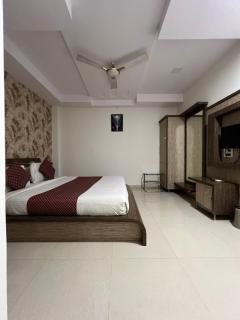 LUMORA INN Hotel shanti kamal - 6