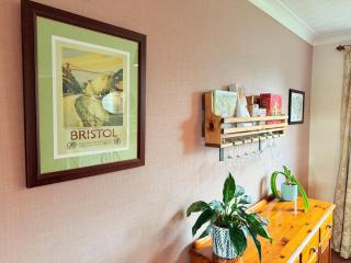 A Perfect Work Base & Family House in Fishpoads - 9