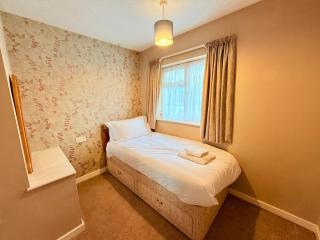 A Perfect Work Base & Family House in Fishpoads - 4