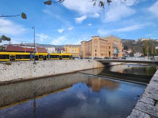 Sarajevo City Hall Apartment FREE WIFI - 8
