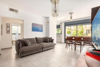 Modern City Apartment by Sea N' Rent - 6