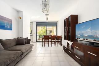 Modern City Apartment by Sea N' Rent - 3