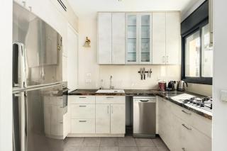 Modern City Apartment by Sea N' Rent - 1