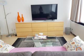 Small but wow - wonderfully cozy! - 8