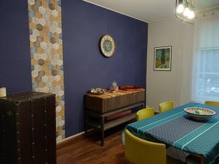 very bright and quiet apartment downtown - 3