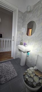 Barefoot Beach House - 6