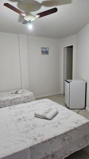 Flor de Laranjeira Guest House - 8