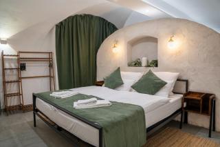 Premium Apartment Landshut Altstadt 100" TV Gaming Tiefgarage - 8